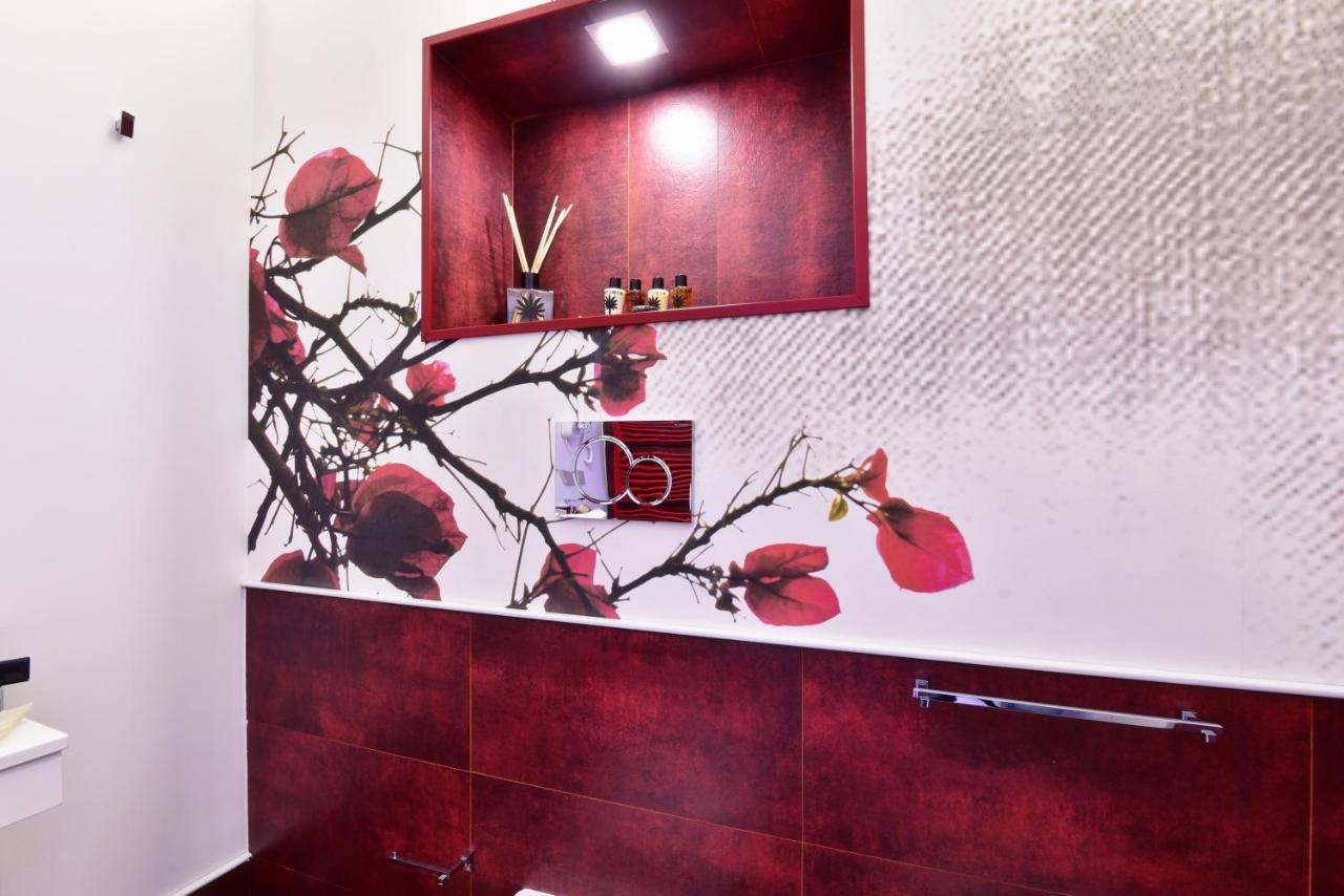 Anfiteatro Le Suites CTA Exterior foto
